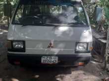 Mitsubishi Delica L300 1982 Van