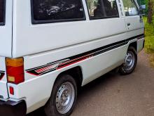 https://riyasewana.com/uploads/mitsubishi-delica-l300-17082717716.jpg