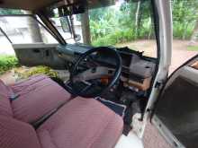 https://riyasewana.com/uploads/mitsubishi-delica-l300-18180350786.jpg