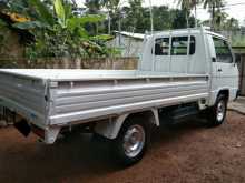 https://riyasewana.com/uploads/mitsubishi-delica-l300-1980-412531212173.jpg