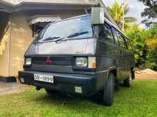 Mitsubishi Delica L300 1982 Van