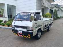 Mitsubishi DELICA L300 1982 Lorry