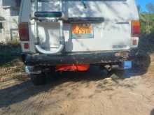 https://riyasewana.com/uploads/mitsubishi-delica-l300-1982-3011294412611.jpg