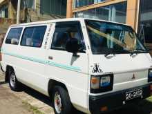 Mitsubishi DELICA L300 1983 Van