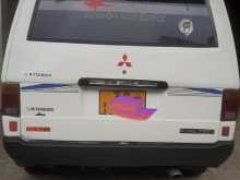 https://riyasewana.com/uploads/mitsubishi-delica-l300-1983-2419364212954.jpg