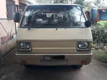 Mitsubishi Delica L300 1985 Van