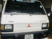 Mitsubishi Delica L300 1990 Van