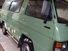 Mitsubishi DELICA L300 1984 Van