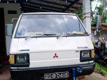 Mitsubishi Delica L300 1985 Van