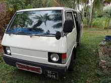 Mitsubishi Delica L300 1982 Van