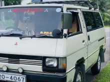 Mitsubishi Delica L300 1990 Van