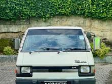 Mitsubishi Delica L300 1983 Van