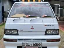 https://riyasewana.com/uploads/mitsubishi-delica-p15-21605114802.jpg