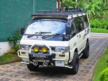 Mitsubishi Delica P45 1998 Van