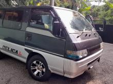 Mitsubishi Delica PO5 1987 Van