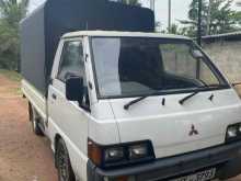 Mitsubishi Delica Po15 L300 Po5 2004 Lorry