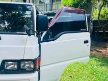 Mitsubishi Delica PO5 1989 Van