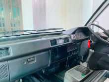 https://riyasewana.com/uploads/mitsubishi-delica-po5-1997-29515612454.jpg