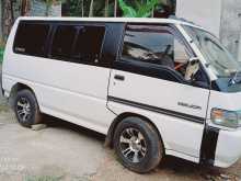 Mitsubishi Delica PO5 1993 Van