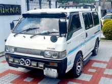 Mitsubishi Delica PO 05 1988 Van