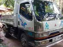 Mitsubishi Dump Rtuck 2000 Lorry