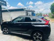 https://riyasewana.com/uploads/mitsubishi-eclipse-2018-27215412781.jpg