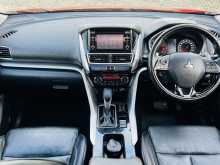 https://riyasewana.com/uploads/mitsubishi-eclipse-cross-11184622135.jpg