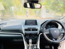 https://riyasewana.com/uploads/mitsubishi-eclipse-cross-1212272124053.jpg