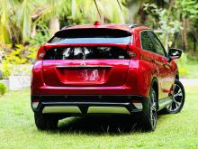 https://riyasewana.com/uploads/mitsubishi-eclipse-cross-128404717146.jpg