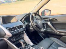 https://riyasewana.com/uploads/mitsubishi-eclipse-cross-1322301717165.jpg
