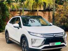 https://riyasewana.com/uploads/mitsubishi-eclipse-cross-148022022901.jpg