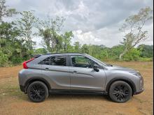 https://riyasewana.com/uploads/mitsubishi-eclipse-cross-1516411517216.jpg