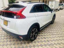 https://riyasewana.com/uploads/mitsubishi-eclipse-cross-1717285817416.jpg