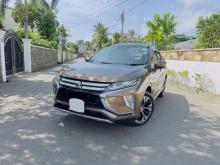 https://riyasewana.com/uploads/mitsubishi-eclipse-cross-1910533017082.jpg