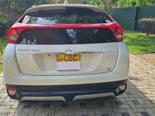https://riyasewana.com/uploads/mitsubishi-eclipse-cross-2018-107442112252.jpg