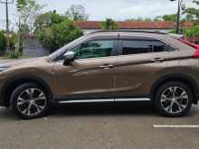 https://riyasewana.com/uploads/mitsubishi-eclipse-cross-2018-1819105112644.jpg