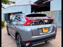https://riyasewana.com/uploads/mitsubishi-eclipse-cross-2018-1820420112614.jpg