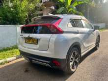 https://riyasewana.com/uploads/mitsubishi-eclipse-cross-2018-197294612192.jpg