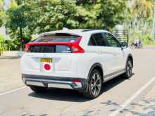 https://riyasewana.com/uploads/mitsubishi-eclipse-cross-2018-421365312061.jpg