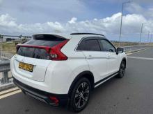 https://riyasewana.com/uploads/mitsubishi-eclipse-cross-2211350324741.jpg