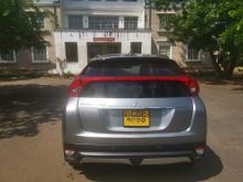 https://riyasewana.com/uploads/mitsubishi-eclipse-cross-229473610474.jpg