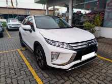 https://riyasewana.com/uploads/mitsubishi-eclipse-cross-2311041812.jpg