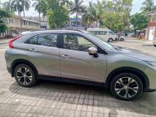 https://riyasewana.com/uploads/mitsubishi-eclipse-cross-291237206596.jpg