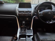 https://riyasewana.com/uploads/mitsubishi-eclipse-cross-310352117575.jpg