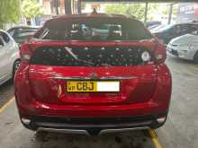 https://riyasewana.com/uploads/mitsubishi-eclipse-cross-31110525804.jpg