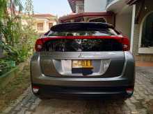 https://riyasewana.com/uploads/mitsubishi-eclipse-cross-31201384482.jpg