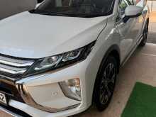 https://riyasewana.com/uploads/mitsubishi-eclipse-cross-3184610302.jpg