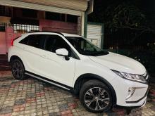 https://riyasewana.com/uploads/mitsubishi-eclipse-cross-414435810312.jpg