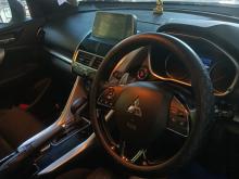 https://riyasewana.com/uploads/mitsubishi-eclipse-cross-813053617463.jpg