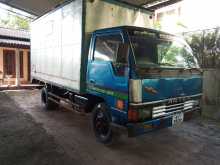 Mitsubishi Eicher 1995 Lorry